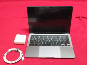 MacBook Pro 2020 13インチ Intel CPU